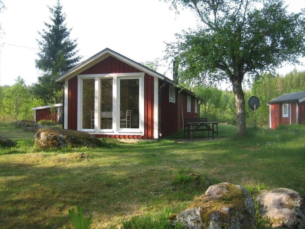 Ferienhaus In Malilla Boote Sauna See Buitenkant foto
